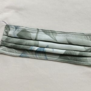 Mulberry silk face mask